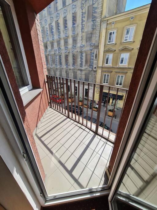 10Q - Z6 Apartment 201 Варшава Екстериор снимка